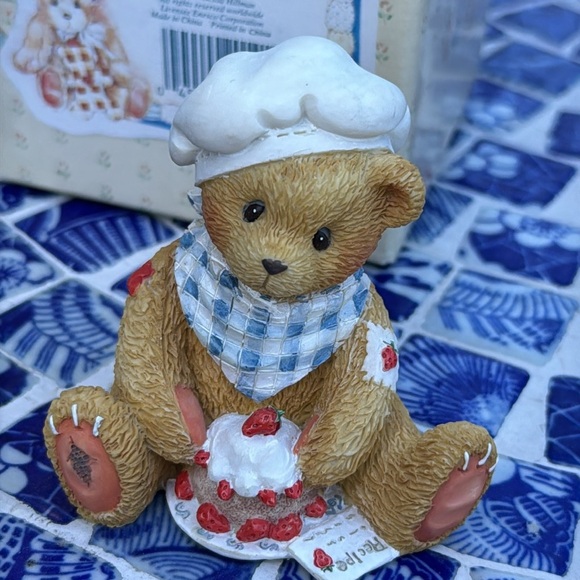Cherished Teddies - Mathew "A Dash of Love Sweetens Any Day!" - Picture 2 of 7